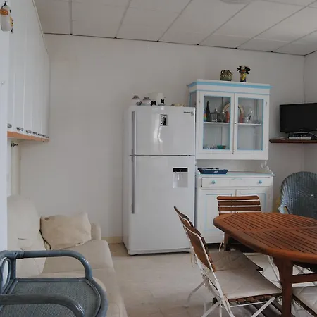 Azzurra Beach Holiday House דירה