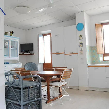 דירה Azzurra Beach Holiday House פורטו רקנאטי